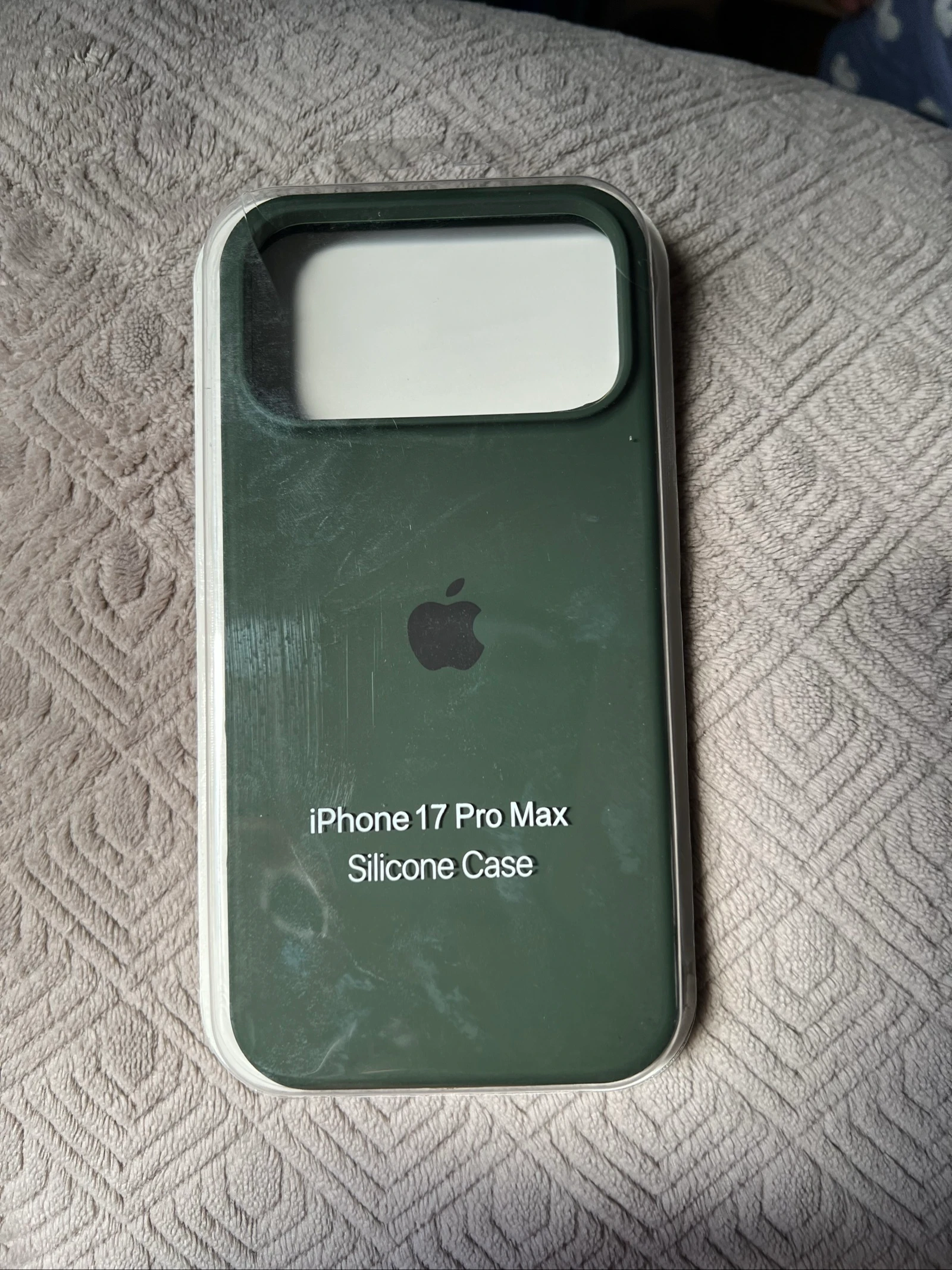 Dark Green New Apple Silicone Case 17 Pro Max – photo 2
